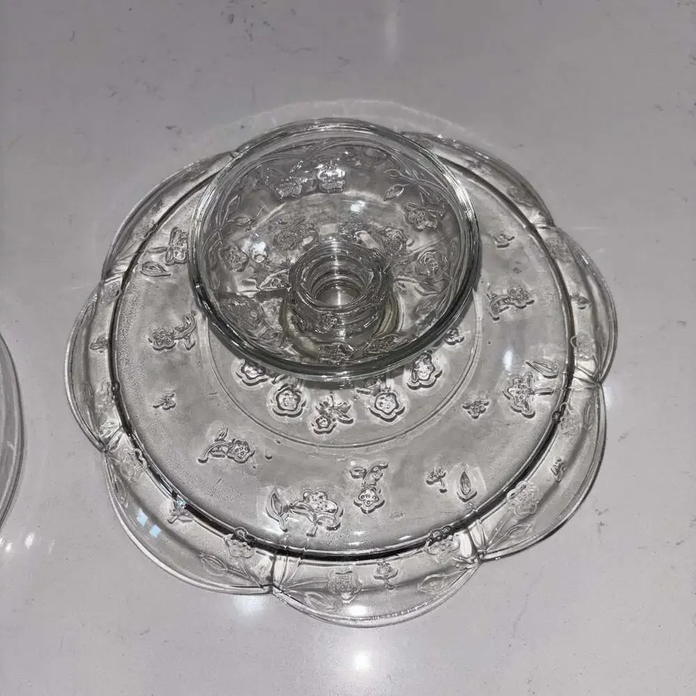 Anchor Hocking Savannah Clear Glass Cake Stand with Dome Lid Floral Scalloped